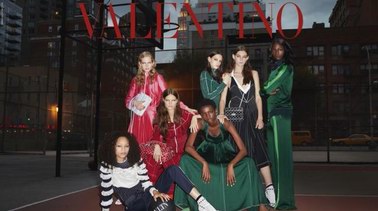 Valentino 2018早春系列限時概念店 盡顯運動風潮和時尚態度