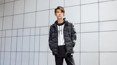 易烊千璽攜手adidas neo，號召街頭潮流最強音