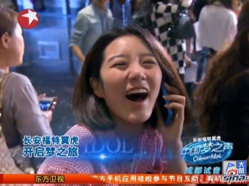 大連美女邱晨惹韓紅當場發飆 靠賣萌過關