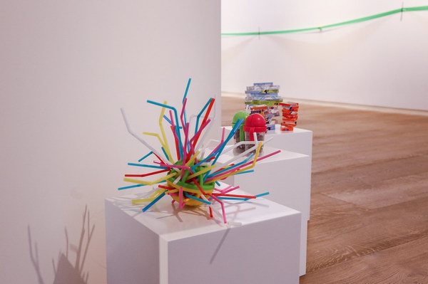 jnby by JNBY“沒有糖果，來搗亂！”大型藝術展