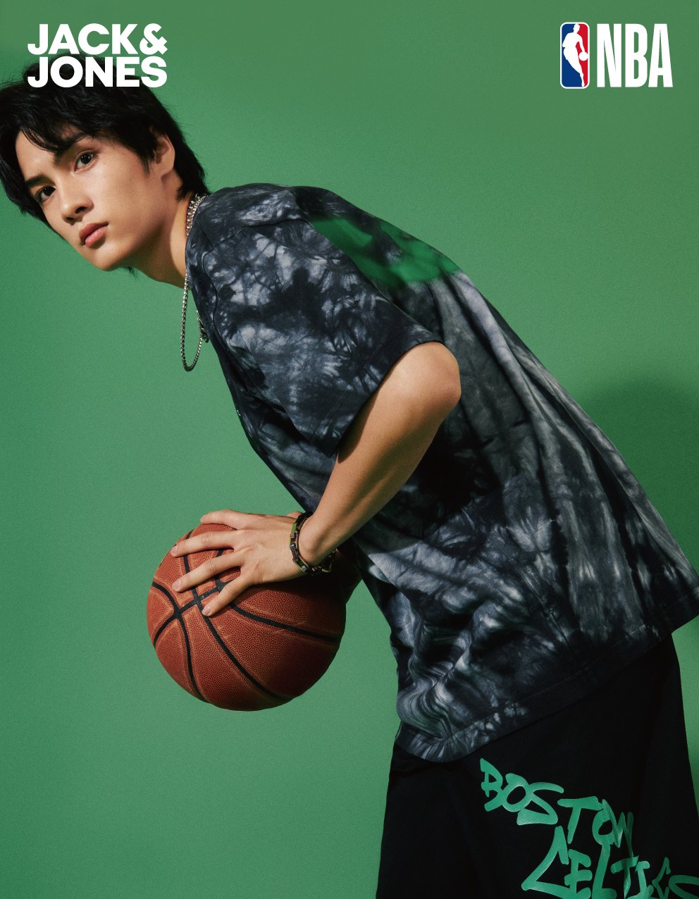 JACK & JONES杰克瓊斯攜手NBA中國，再度推出全新季度聯(lián)名系列