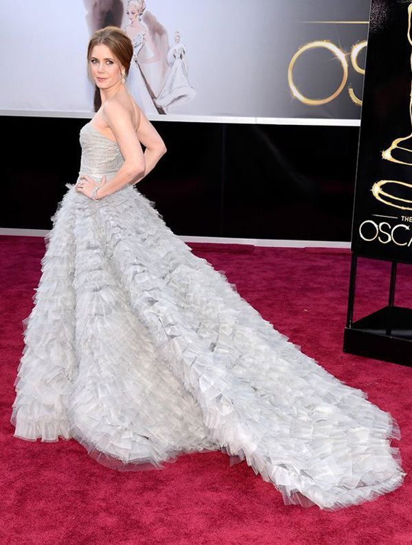 Oscar de la Renta 生前14個絕美設(shè)計