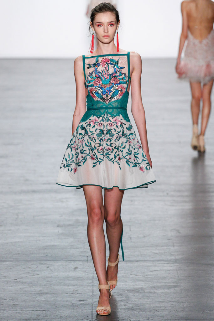 Tadashi Shoji 2017春夏流行發布