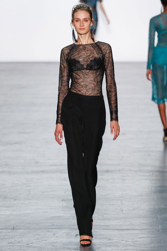 Tadashi Shoji 2017春夏流行發布