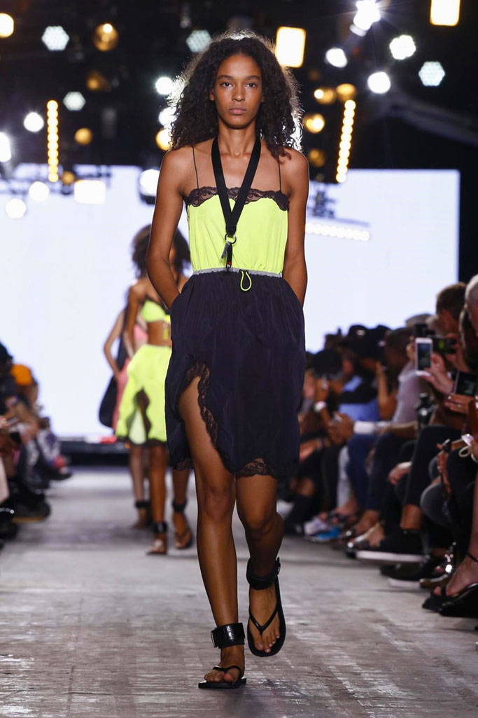 Alexander Wang 2017春夏流行發布