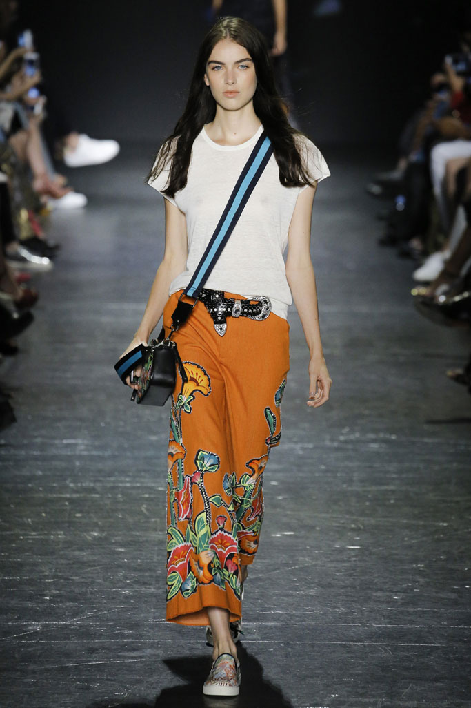 Vivienne Tam 2017春夏流行發布