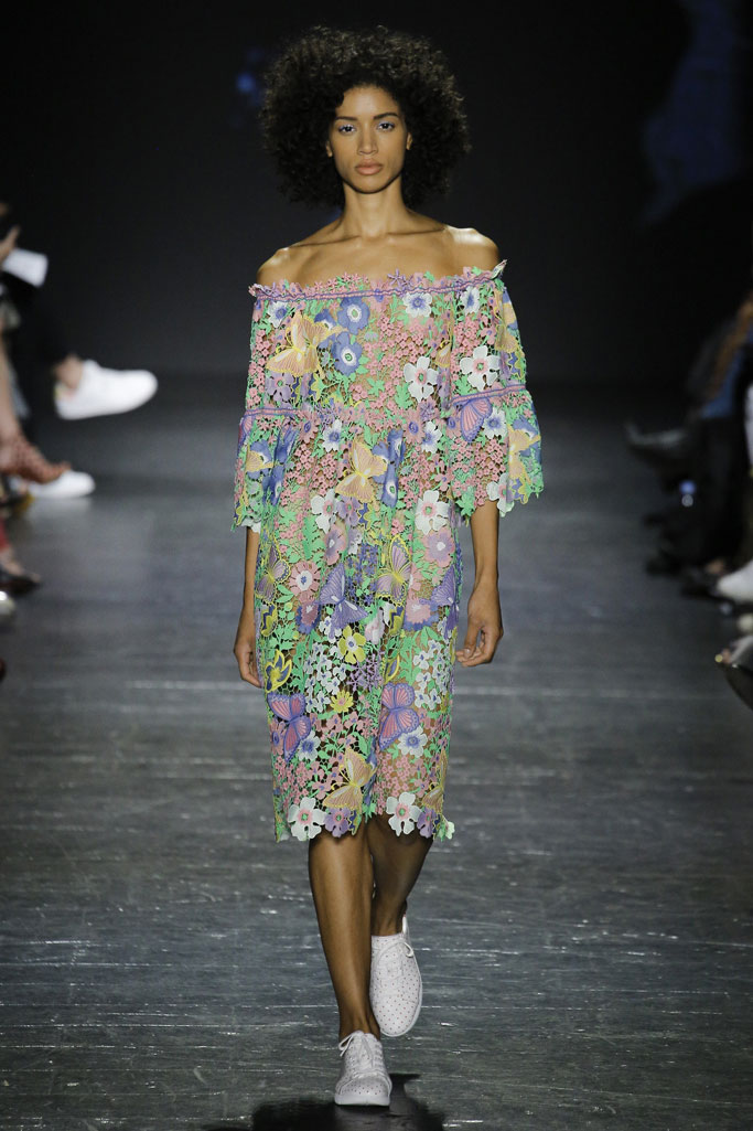 Vivienne Tam 2017春夏流行發布