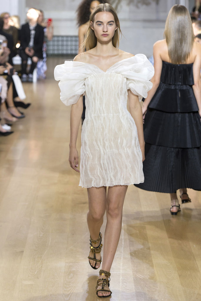 Oscar de la Renta 2017春夏流行發布
