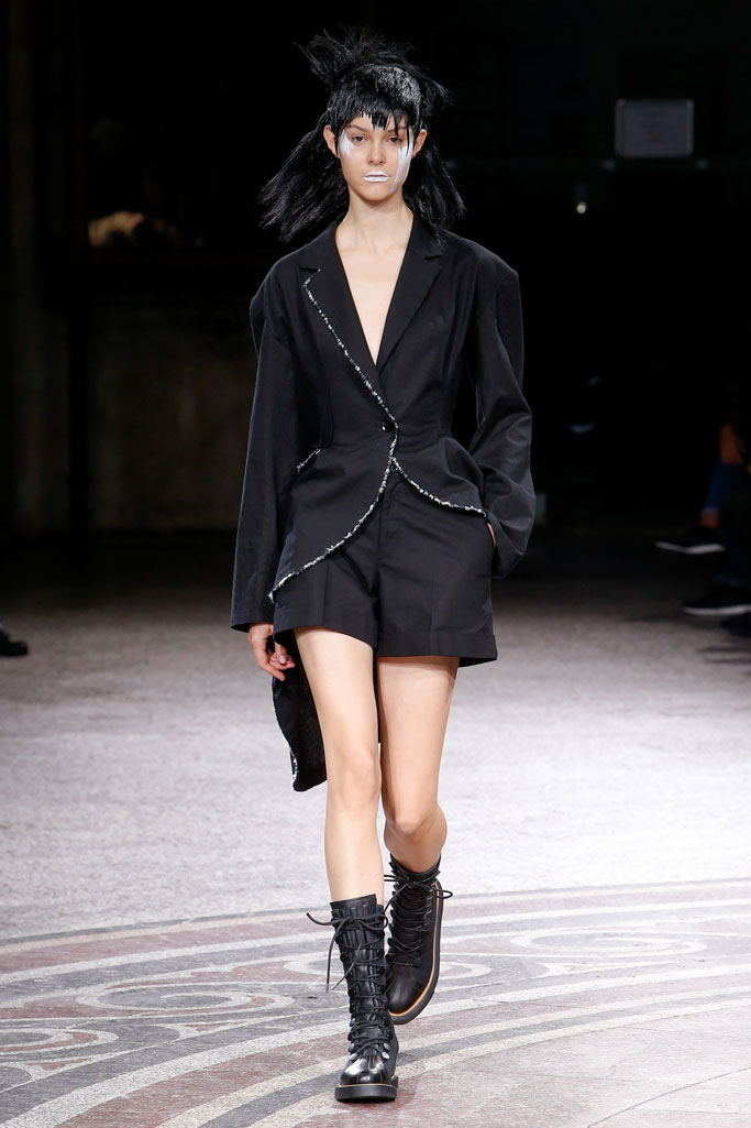Yohji Yamamoto 2017春夏流行發布
