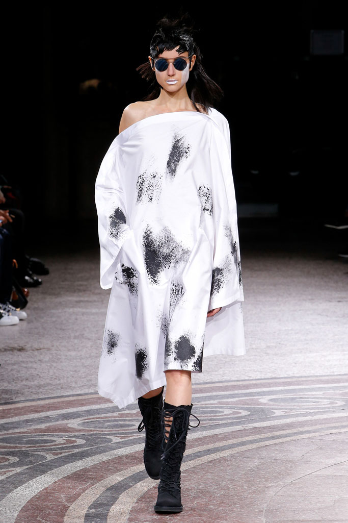 Yohji Yamamoto 2017春夏流行發布