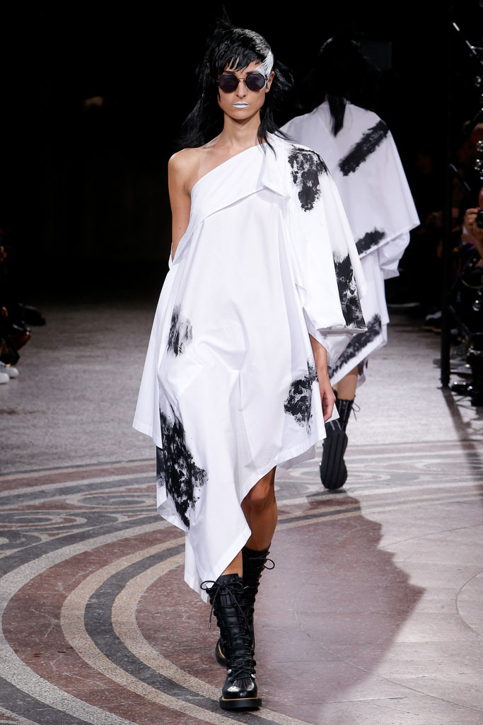 Yohji Yamamoto 2017春夏流行發布