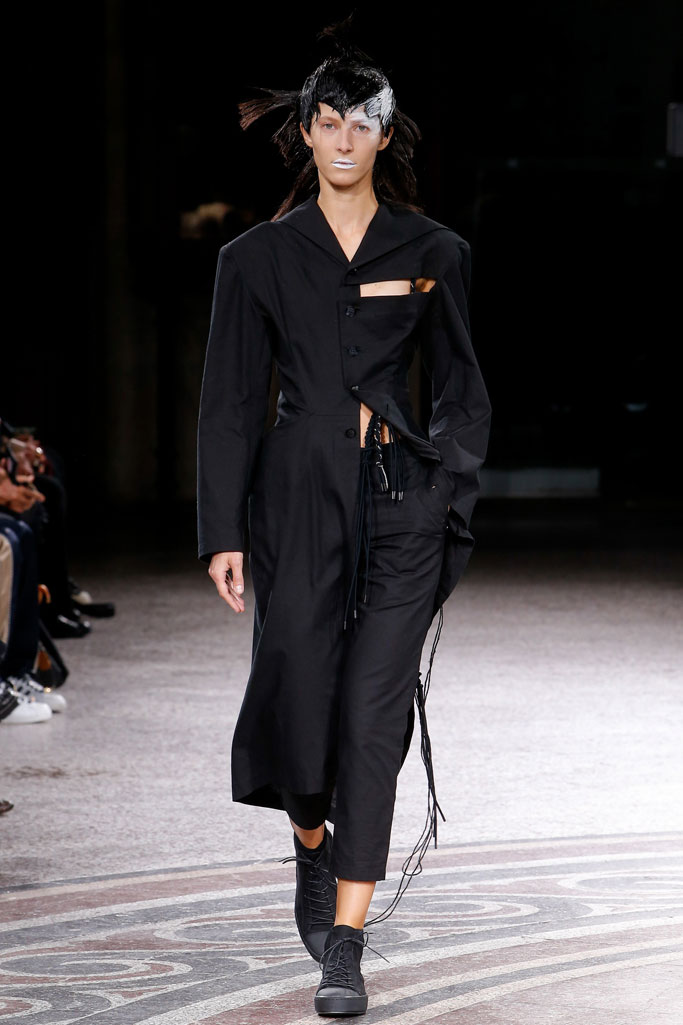 Yohji Yamamoto 2017春夏流行發布
