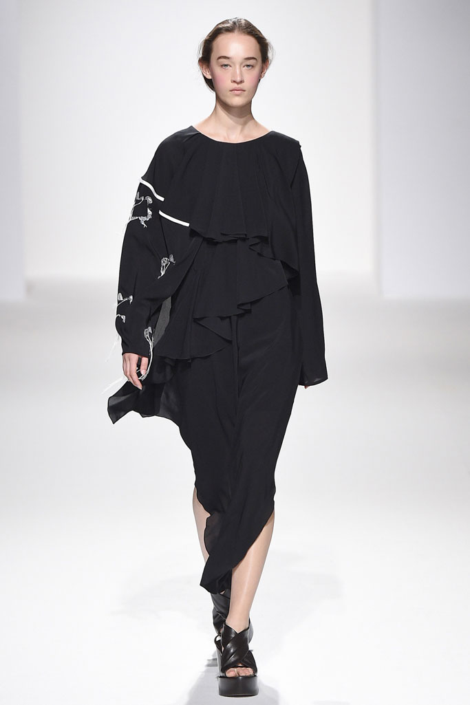 Chalayan 2017春夏流行發布