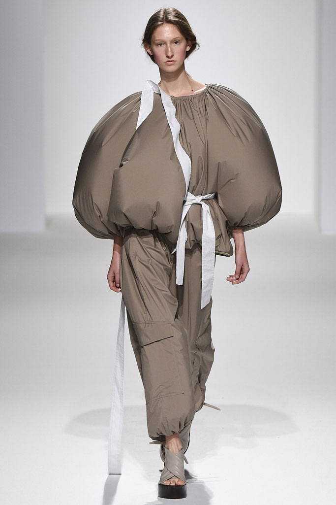 Chalayan 2017春夏流行發布