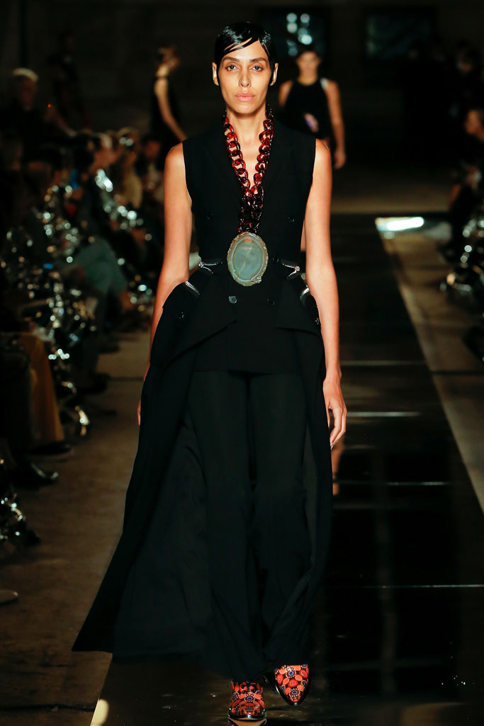 Givenchy 2017春夏流行發布