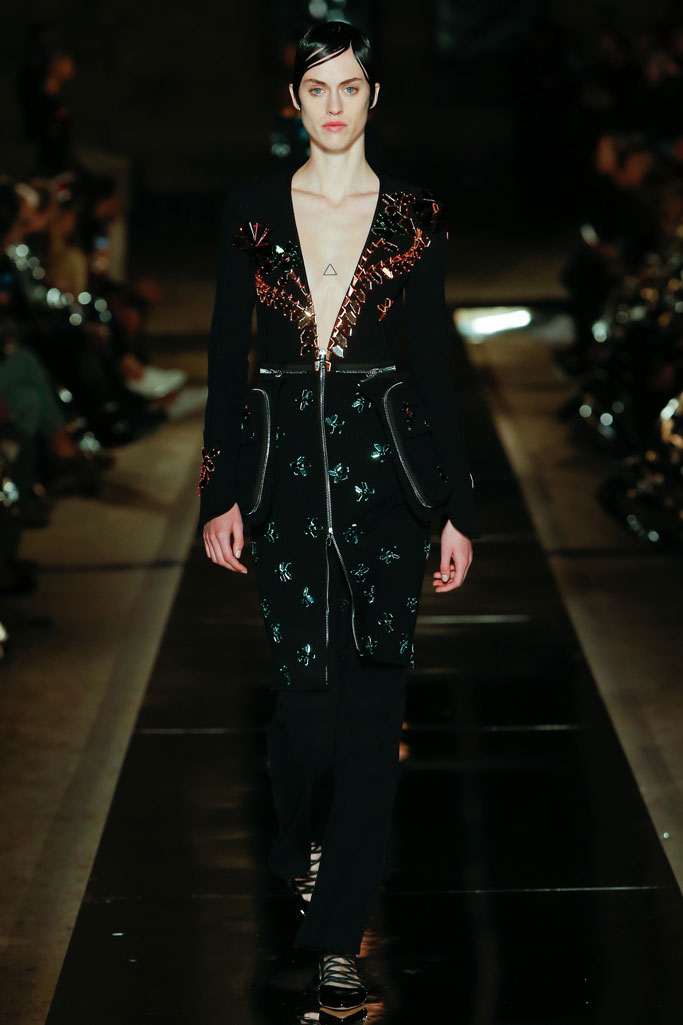Givenchy 2017春夏流行發布