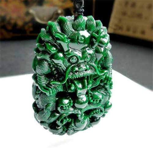 帝王綠到底是什么顏色？翡翠的按顏色這么分