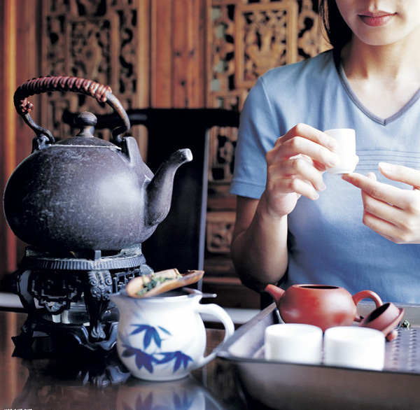 秋日飲茶的閑情逸致 怡情養生兩不誤