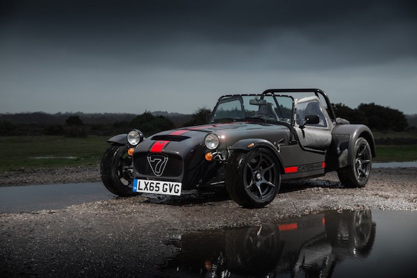 Caterham 發布Seven 620S超輕量跑車