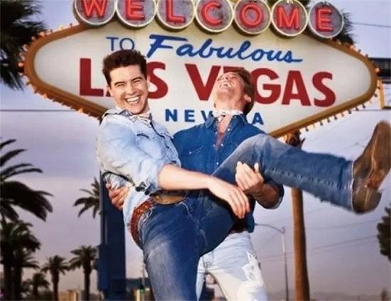 在VEGAS，同性戀不用再遭受奇異的目光，因?yàn)椤皐elcome to vegas！”