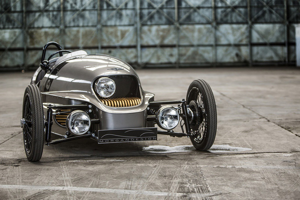 Morgan EV3 純電動三輪車日內瓦發布