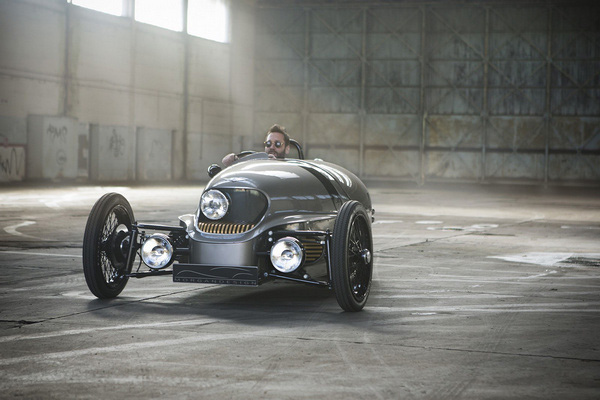Morgan EV3 純電動三輪車日內瓦發布