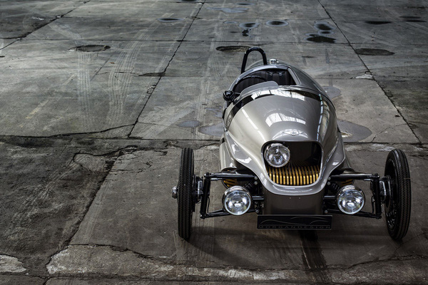 Morgan EV3 純電動三輪車日內瓦發布