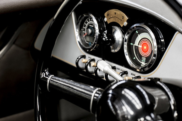 Morgan EV3 純電動三輪車日內瓦發布