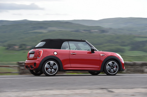 MINI 2017款Convertible JCW官圖發布