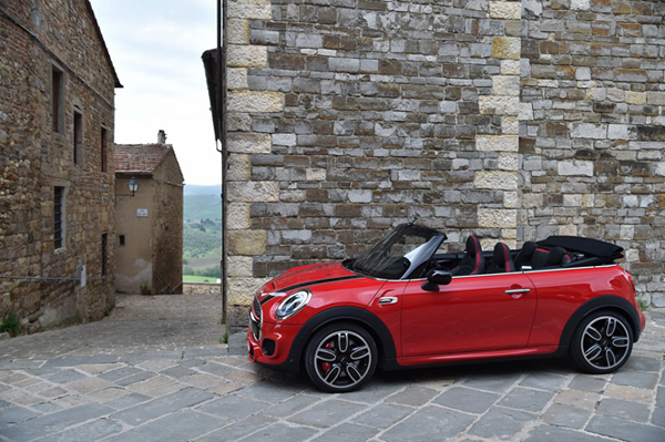 MINI 2017款Convertible JCW官圖發布