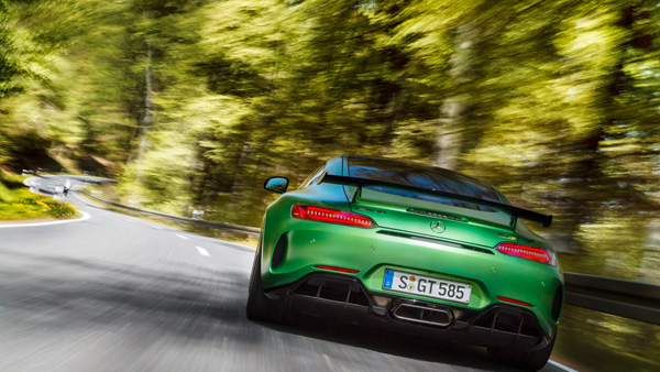 性能猛獸 Mercedes-AMG GT R正式發布