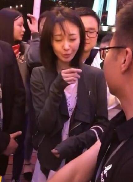 漂亮的女人