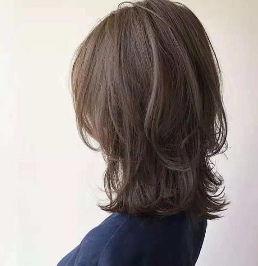 輕熟風的發型