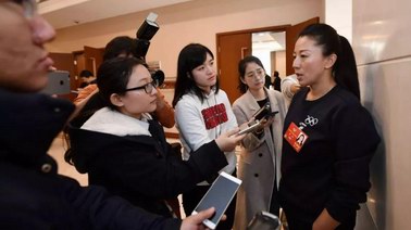 這是什么情況 引發奧運冠軍“撞機”潮