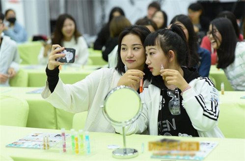 NYLON美容日，MartiDerm手舞接力科學煥膚