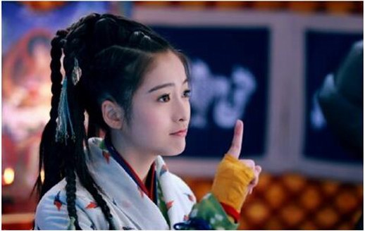 云想衣裳花想容，解密中戲美女學霸張雪迎膚白貌美的秘密