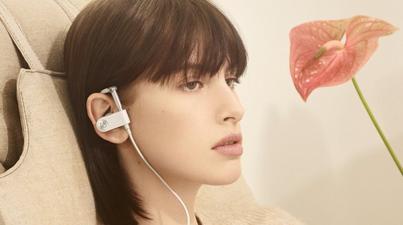 B&O PLAY發布全新Earset ： Bang & Olufsen經典設計的進化