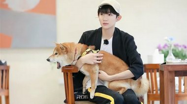 刷爆朋友圈的韓都衣舍奇妙靈獸節(jié)，王源的寵愛也在現(xiàn)場