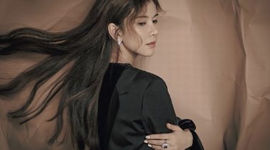 被隱藏的高級臉女神—演員王笛，氣場全開盡顯時尚
