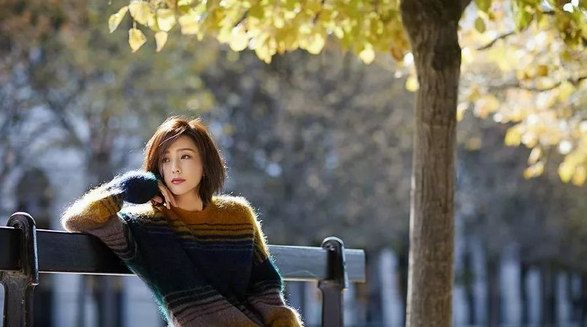 張天愛的西裝、佟麗婭的針織衫，張鈞甯劉雯同款風衣你都準備好了？