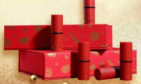 禾色可HerbSexColor唇膏火爆上市：首發8000套禮盒2小時售罄！