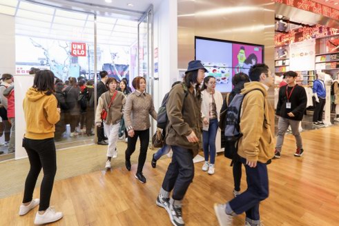 搶購英式經典單品Get明星同款， UNIQLO and JW ANDERSON 2019春夏合作系列正式開售