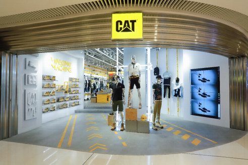 肥T大黃靴穿搭粉看這里：CAT卡特DIY體驗店開業啦！