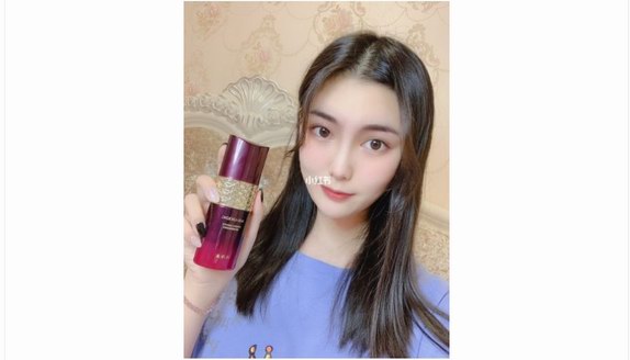 顏控必看：片仔癀牌凝時素顏緊致精華，打造滿級少女感