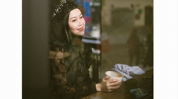 時尚博主溪溪小梓——海歸學(xué)霸時尚博主的知性典范