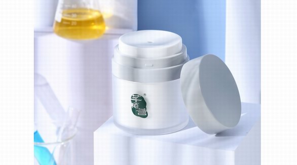 芊栢薈多肽面霜，植萃純露保濕，多肽純露配方開啟護膚新概念