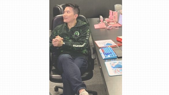 Razer X BAPE，Min與林俊杰泄密始末