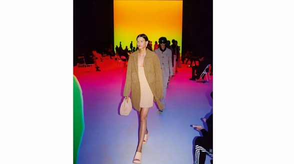 Bottega Veneta發布2021春夏沙龍系列