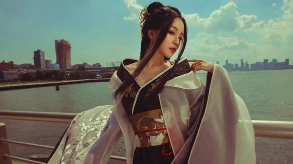 中國“老古董”火出圈！Chinese時尚驚艷世界，網友：她才是四千年第一美！