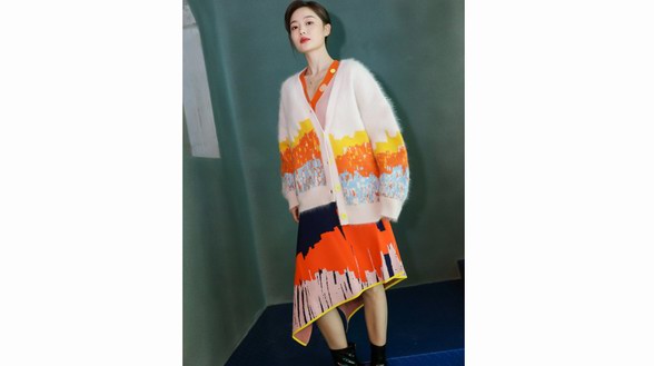 LILY商務時裝 | 支晨ZI II CI IEN “神奇針織”為職場女性表達